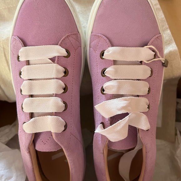 NIB Manebi sneakers in purple suede color called Lilac size 38 Euro US 8 - Picture 3 of 9